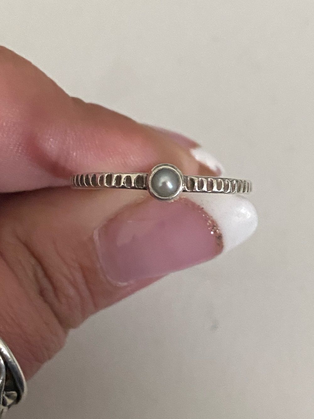 James Avery Retired Tiny Gray Pearl Stacker Ring